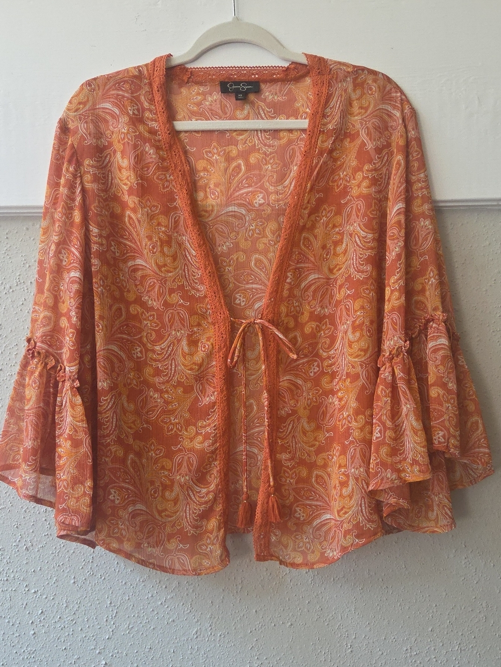 Pretty Kimono Style Tie Front Top By Jessica Simpson. Perfect With Jeans!